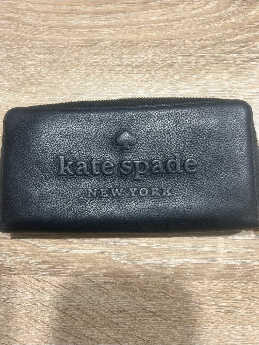 kate spade Black Pebbled  Zip Card Holder/wallet.